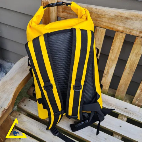 Grab and Go Survival Bag Civil Defence Kit 1-4 Person - Premium